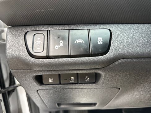 Used 2021 Hyundai Ioniq SEL image 21