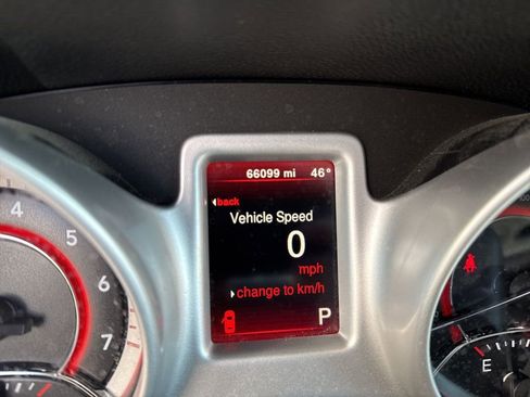 Used 2020 Dodge Journey SE w/ SE Popular Equipment Group image 16