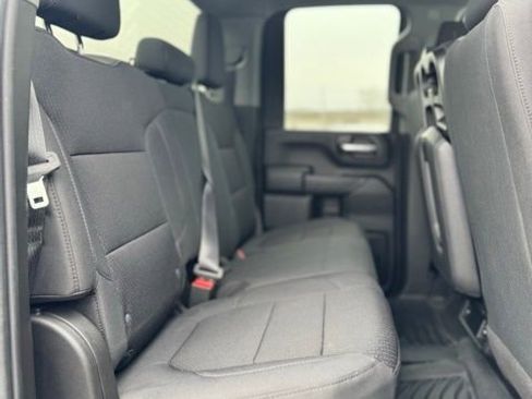 Used 2021 Chevrolet Silverado 2500 Custom w/ Custom Value Package image 26