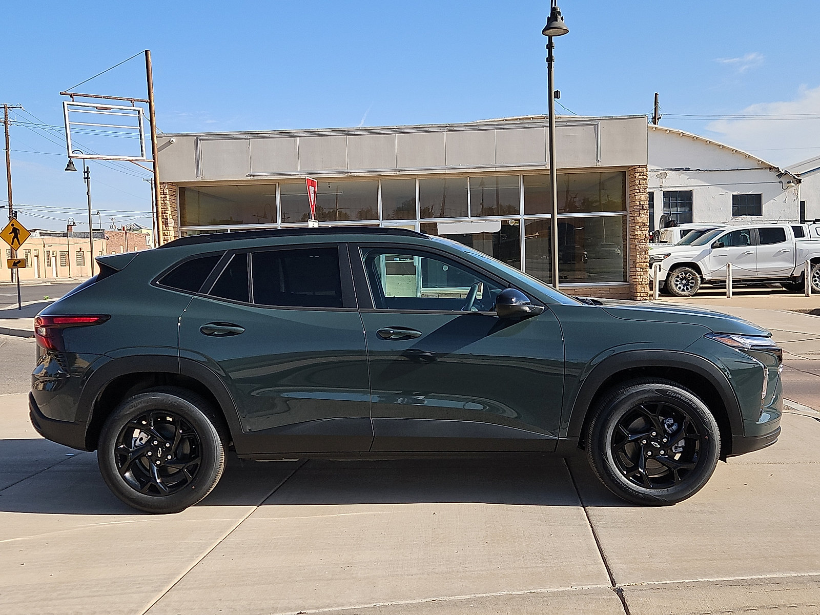 New 2026 Chevrolet Trax LT w/ Driver Confidence Package FWD image 5