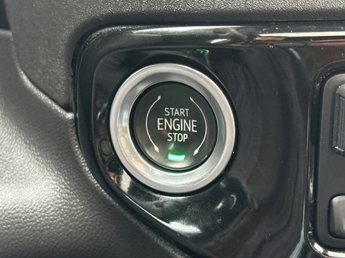 Certified 2023 Chevrolet Silverado 1500 ZR2 w/ Technology Package image 34