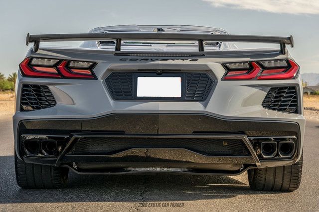 Used 2025 Chevrolet Corvette Stingray Premium Cpe w/ Z51 Performance Package RWD image 16