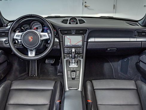 Used 2012 Porsche 911 Carrera S RWD image 6