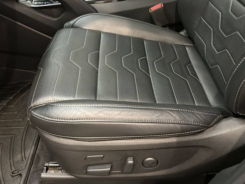 Used 2020 Kia Telluride SX w/ SX Prestige Package AWD/4WD image 12