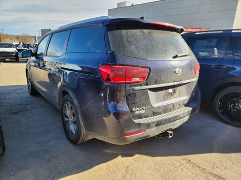 Used 2019 Kia Sedona EX image 22