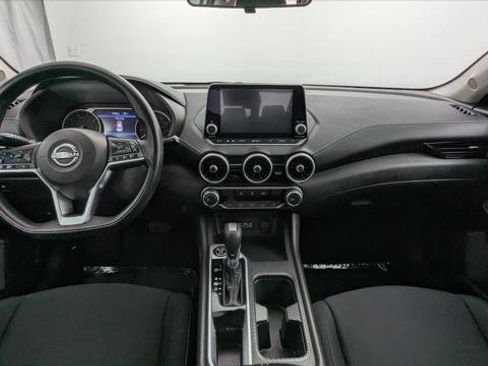 Used 2024 Nissan Sentra SV FWD image 24