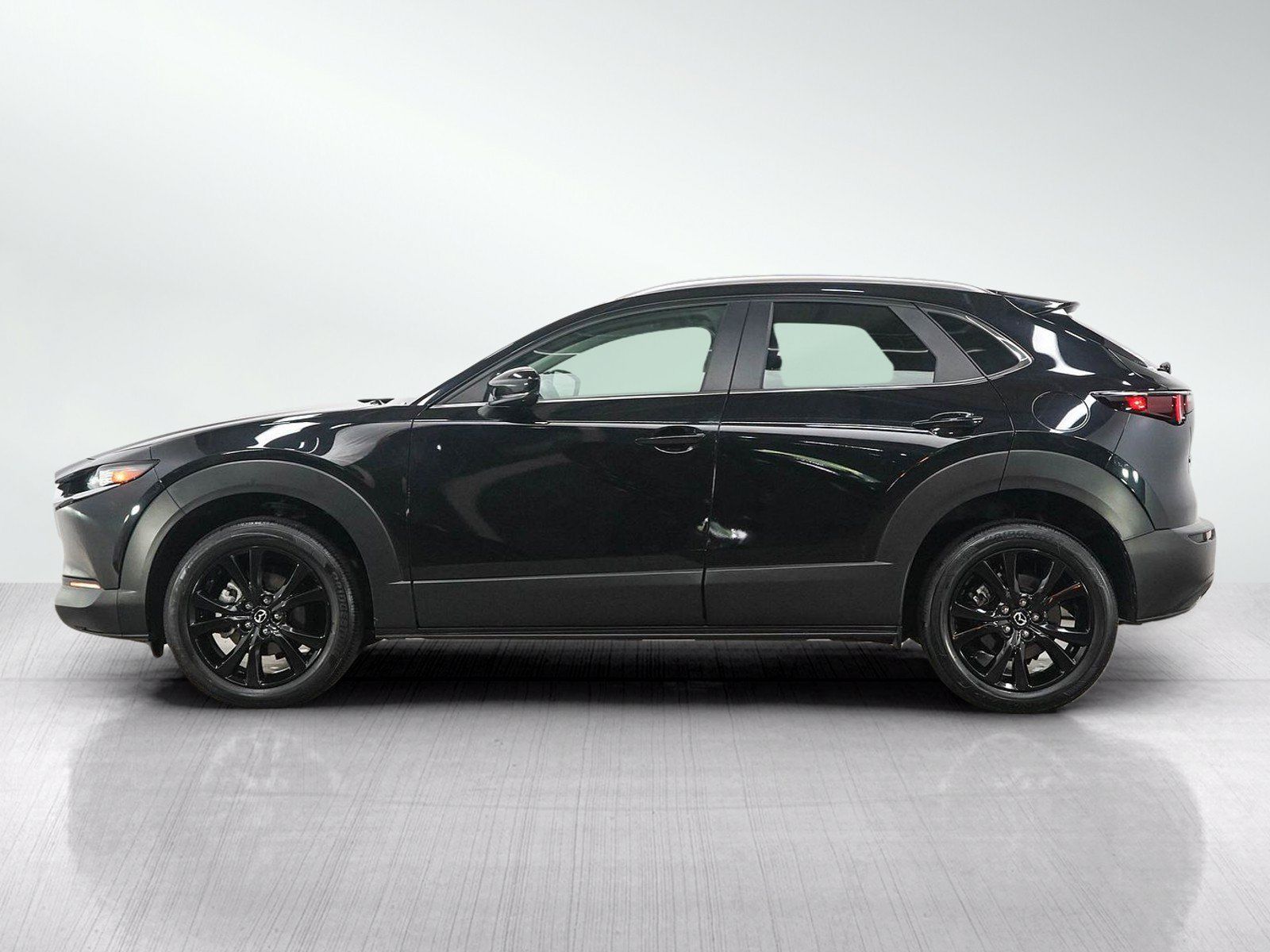 Used 2024 MAZDA CX-30 AWD 2.5 S w/ Select Sport Pkg image 2