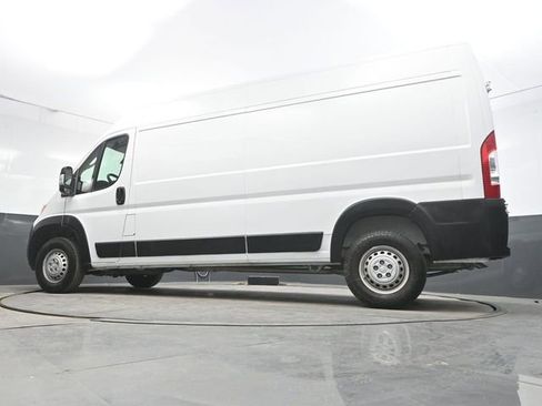 Used 2024 RAM ProMaster 2500 w/ Convenience Group FWD image 32