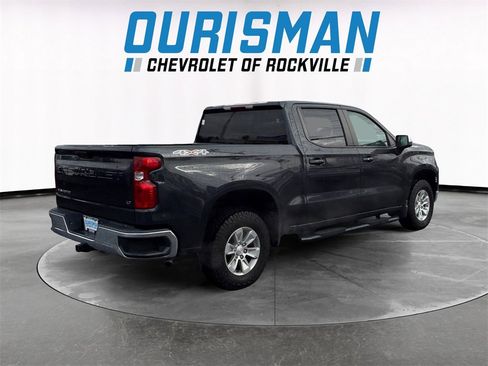 Used 2024 Chevrolet Silverado 1500 LT image 6