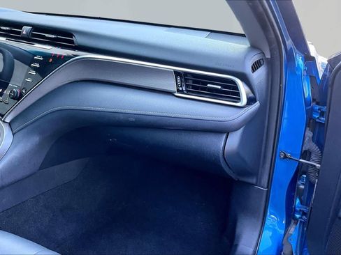 Used 2018 Toyota Camry SE w/ Audio Package FWD image 19