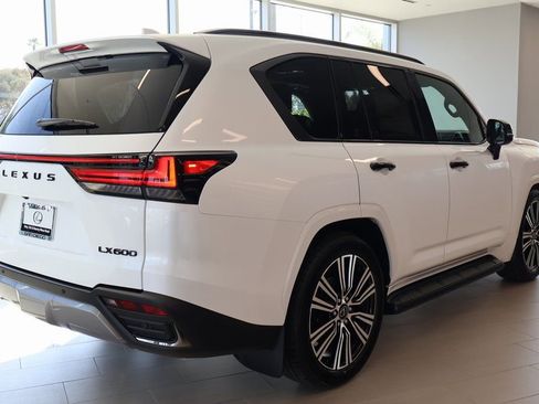 New 2026 Lexus LX 600 4WD w/ Luxury Package image 2