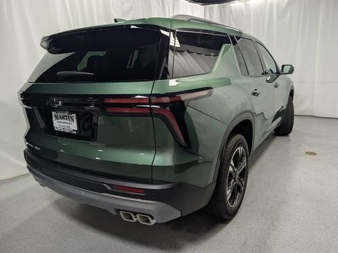 New 2027 Chevrolet Traverse LT w/ Sun and Wheel Package AWD/4WD image 3