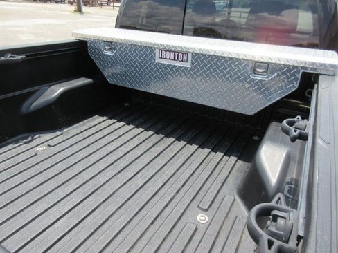 Used 2017 Toyota Tacoma TRD Sport w/ Tow Package (A/T) AWD/4WD image 17