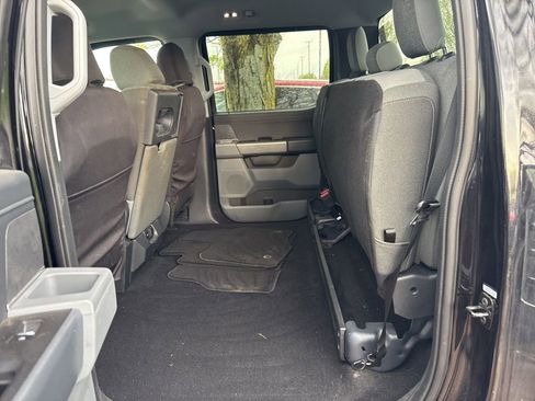 Used 2024 Ford F150 XLT image 9