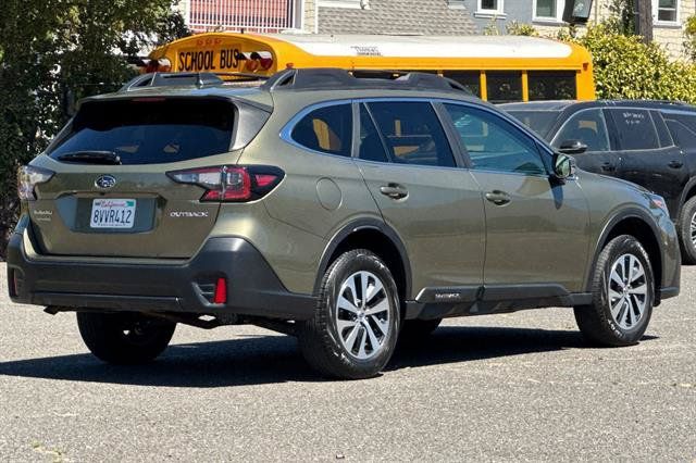 Used 2021 Subaru Outback Premium AWD/4WD image 3