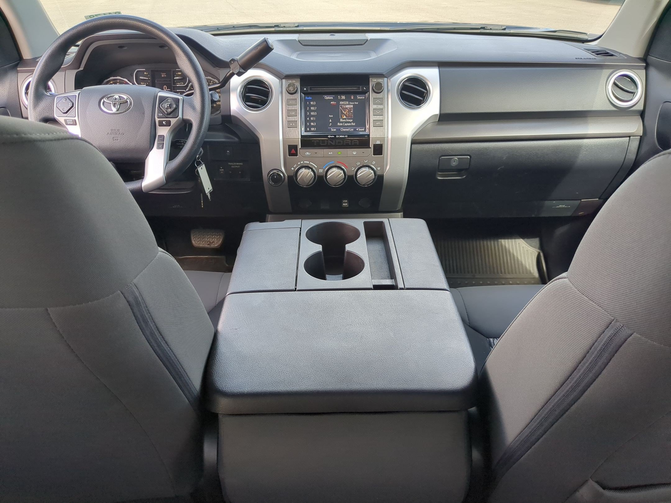Used 2018 Toyota Tundra SR5 w/ TRD Off Road Package AWD/4WD image 27