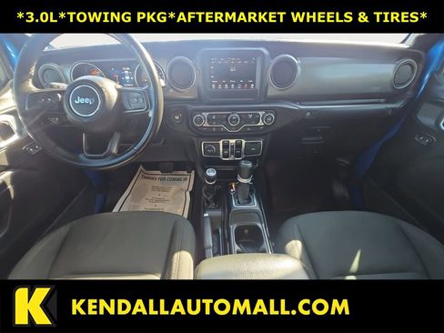 Used 2021 Jeep Gladiator Sport image 10