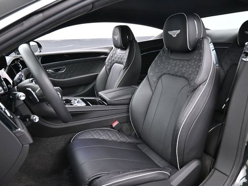 Certified 2023 Bentley Continental GT Azure image 5