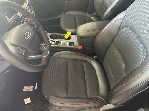 New 2025 Ford Escape ST-Line w/ Tech Pack #1 image 15