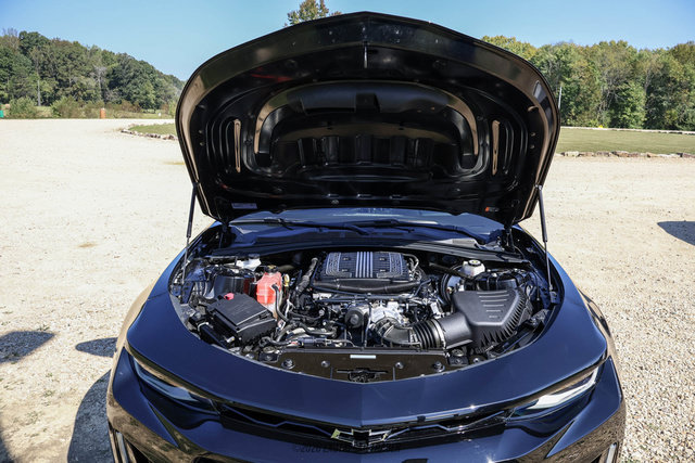 Used 2019 Chevrolet Camaro ZL1 w/ LPO, ZL1 Protection Package RWD image 15