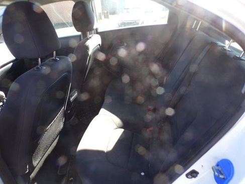 Used 2012 Kia Rio LX image 10