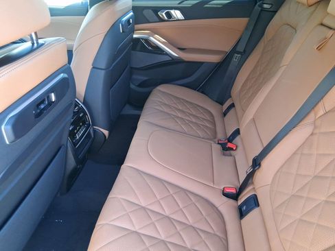 New 2026 BMW X6 xDrive40i w/ Executive Package image 27
