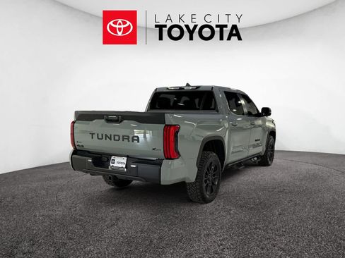 Used 2025 Toyota Tundra SR5 w/ SR5 Premium Package AWD/4WD image 8