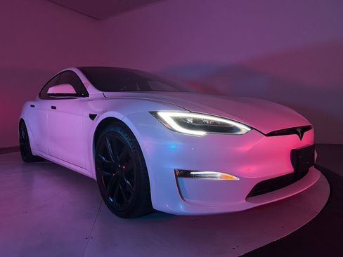 Used 2021 Tesla Model S Plaid AWD/4WD image 6