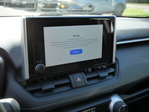 Certified 2025 Toyota RAV4 XLE AWD/4WD image 23