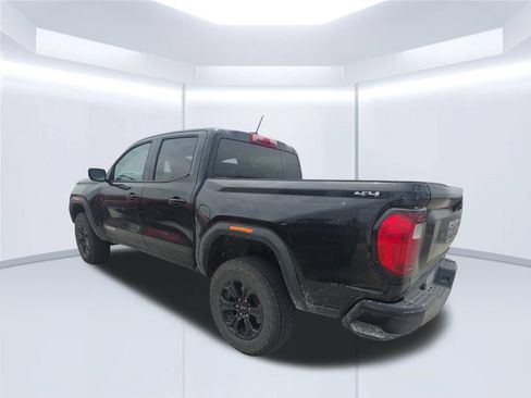 Used 2024 GMC Canyon Elevation AWD/4WD image 4