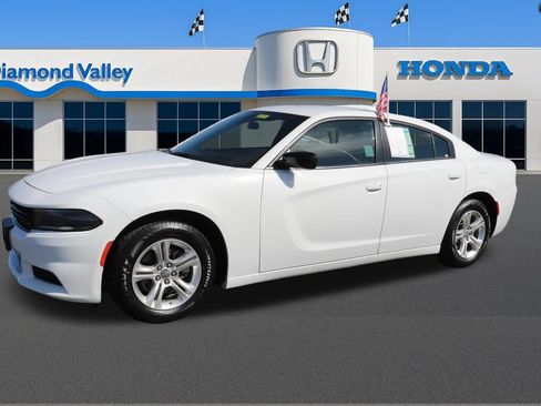 Used 2023 Dodge Charger SXT RWD image 3