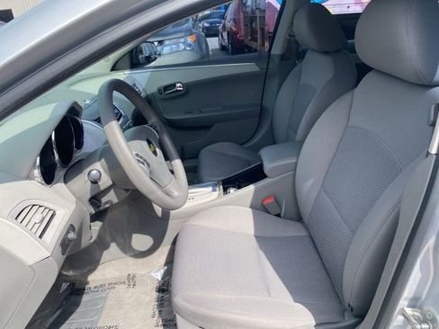 Used 2012 Chevrolet Malibu LT image 9