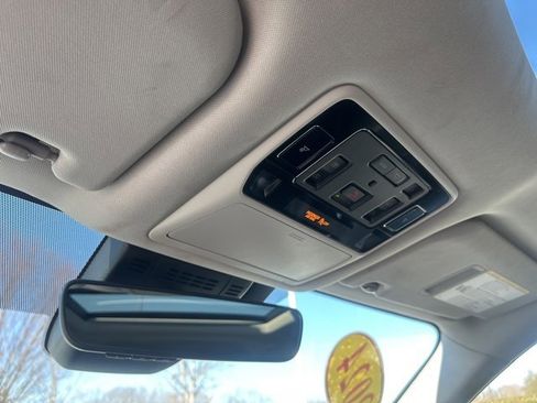 Used 2024 Toyota Grand Highlander Limited image 27