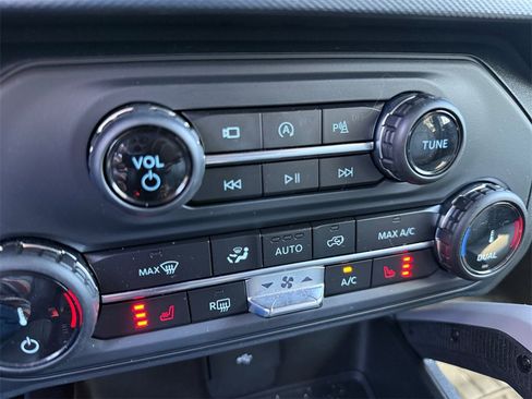 Certified 2022 Ford Bronco Outer Banks image 21