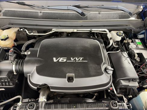 Used 2019 Chevrolet Colorado Z71 AWD/4WD image 11