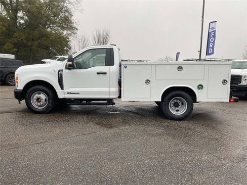 New 2026 Ford F350 XL image 27