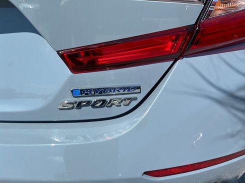 Used 2022 Honda Accord Sport image 6