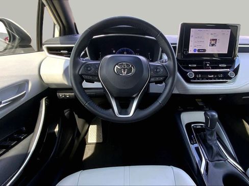 Used 2024 Toyota Corolla XSE FWD image 6
