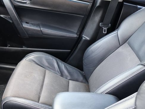 Used 2016 Toyota Corolla S FWD image 35