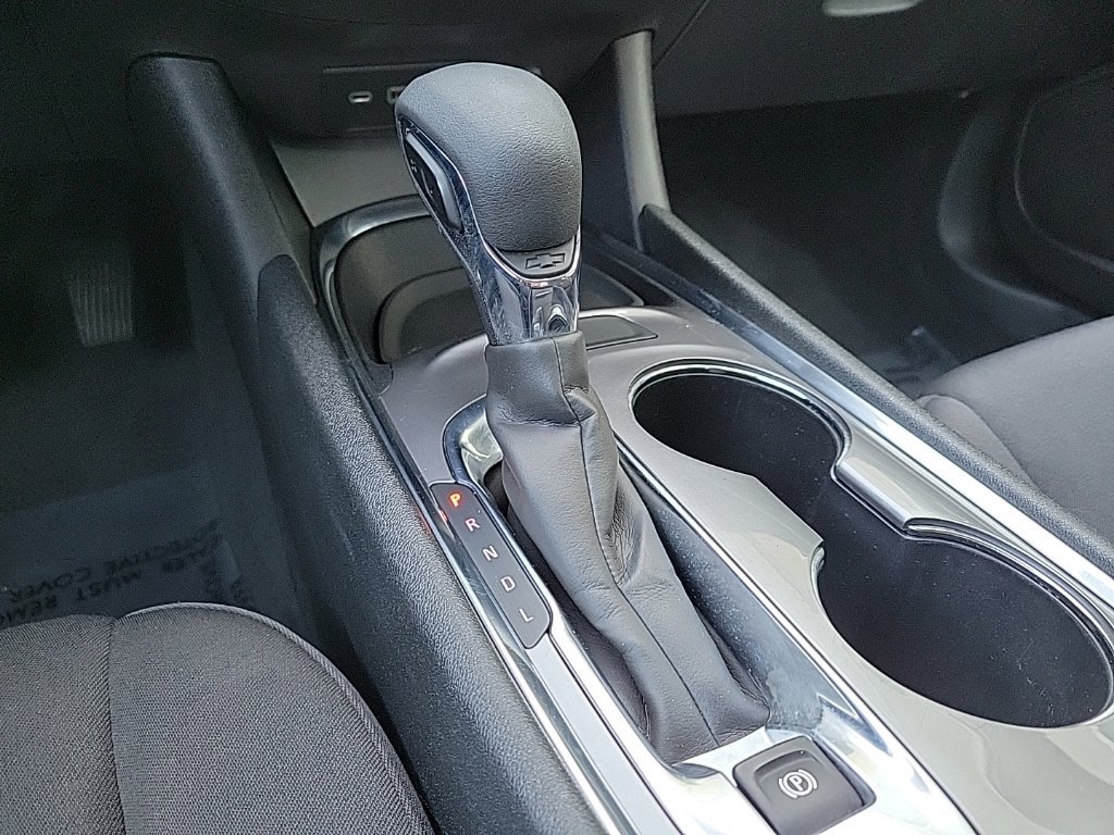 Used 2023 Chevrolet Malibu LT FWD image 23