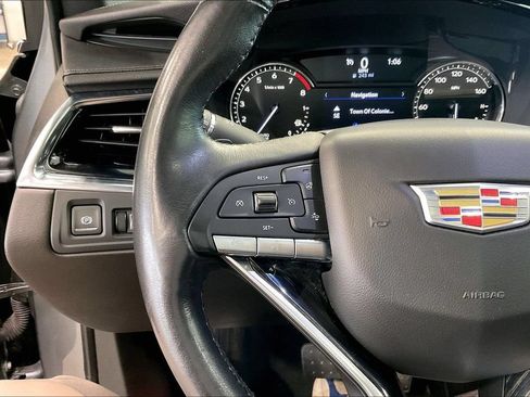 Used 2020 Cadillac XT6 Premium Luxury AWD/4WD image 12