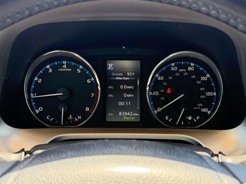 Used 2016 Toyota RAV4 Limited FWD image 21