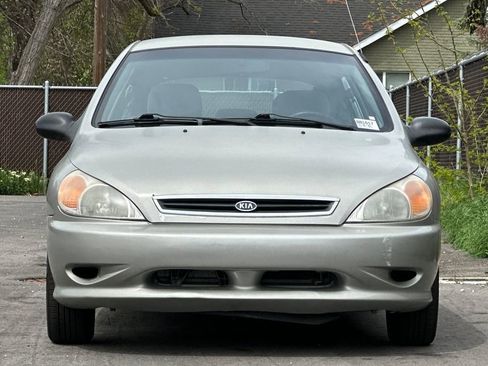 Used 2002 Kia Rio Cinco FWD image 9