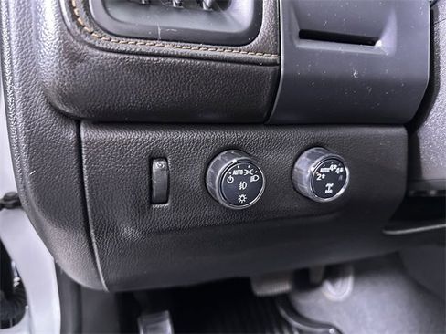 Used 2022 GMC Canyon AT4 w/ Trailering Package image 18