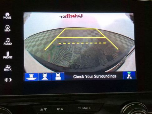 Used 2018 Honda CR-V Touring image 19