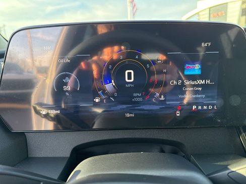 Used 2026 Chevrolet Traverse LT w/ Driver Confidence Package image 23