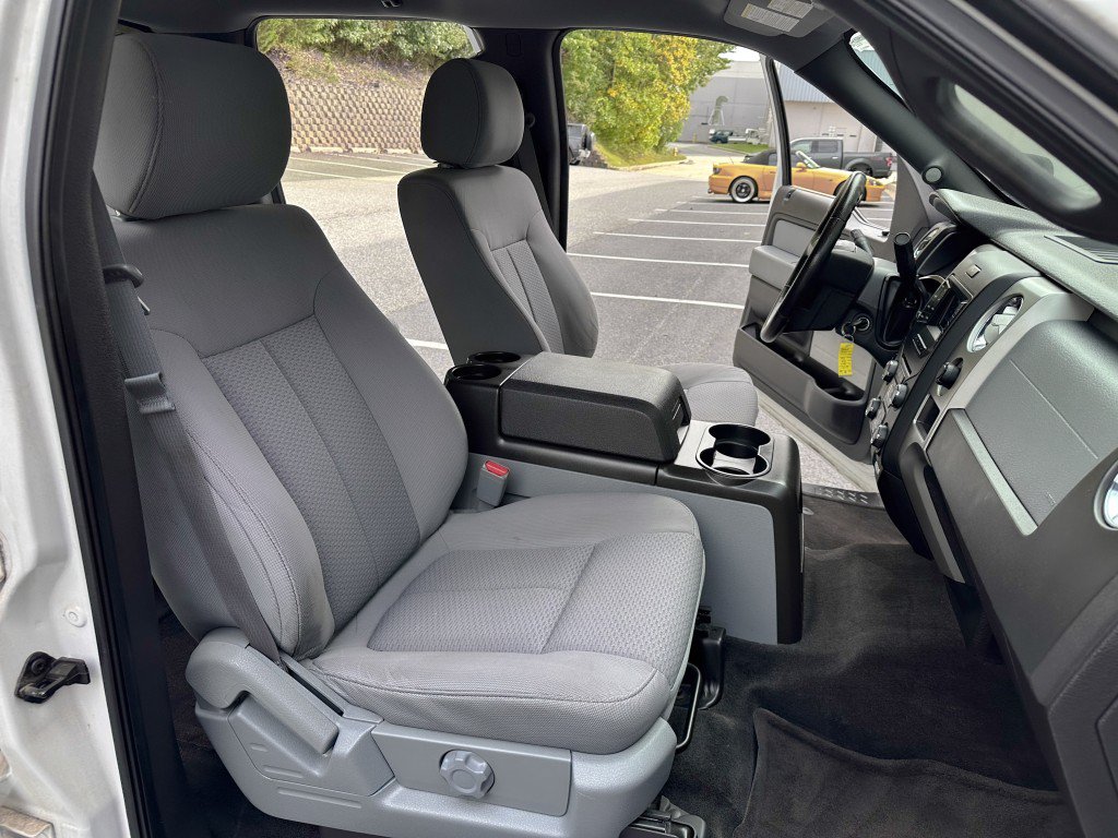 Used 2014 Ford F150 XLT w/ Equipment Group 302A Luxury AWD/4WD image 28