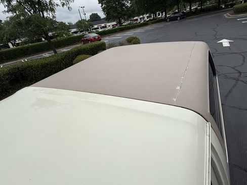 Used 1993 Ford Bronco Eddie Bauer image 32