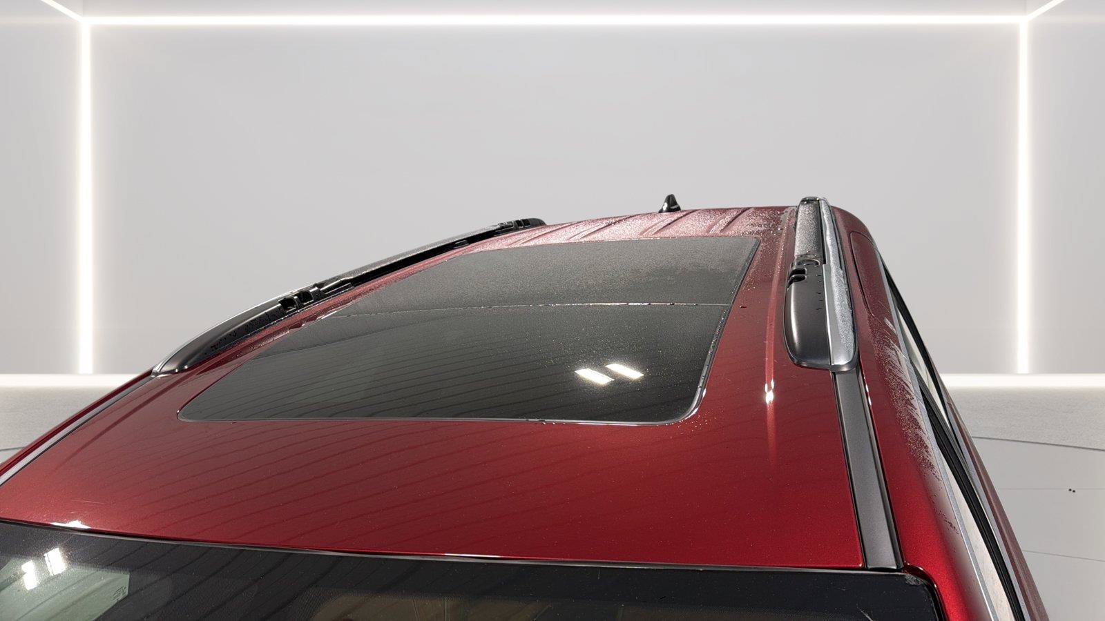 Used 2023 Chrysler Pacifica Pinnacle FWD image 33