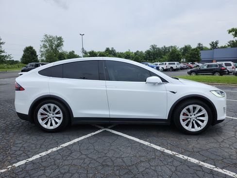Used 2021 Tesla Model X Performance AWD/4WD image 18